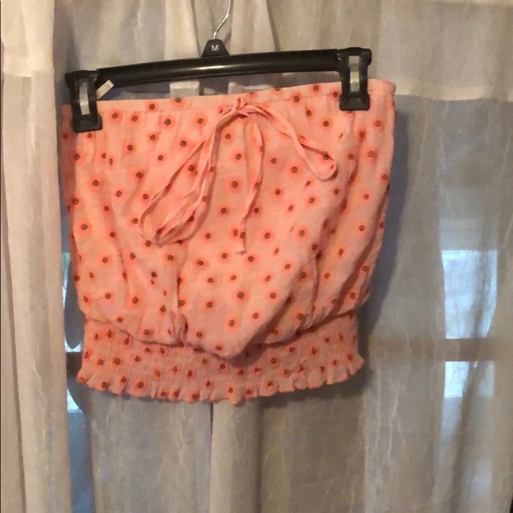 Pink floral strapless shirt